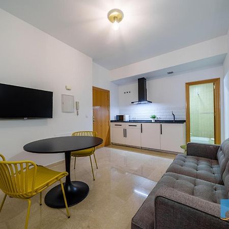 Malaga Central Suites - New Release Bagian luar foto