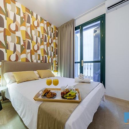 Malaga Central Suites - New Release Bagian luar foto