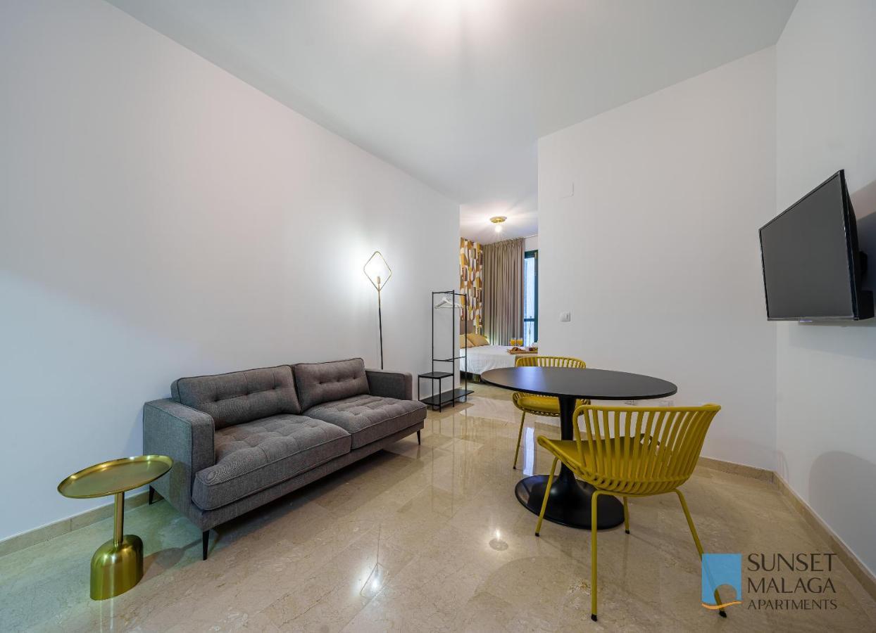 Malaga Central Suites - New Release Bagian luar foto